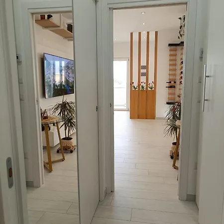 Albachiara 펜션 마르게리타디사보이아